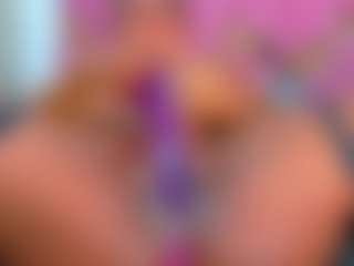 Live cam show with Valentina - Fingers on Free Soda