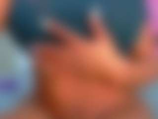 Live cam show with Valentina - Ebony Lush on camwithhim.com