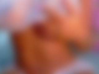 Live cam show with Valentina - Anal MILF on fapnchat