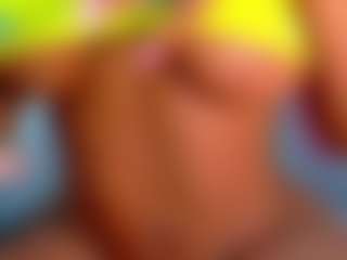Live cam show with Valentina - Toys on Milfs Live