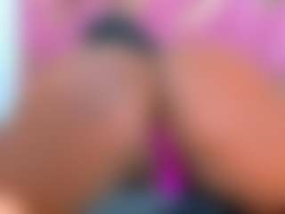 Live cam show with Valentina - Hairy Pussy on Camsoda