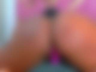 Live cam show with Valentina - Athletic on 1on1-livenow