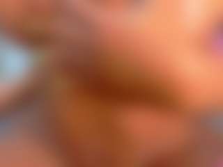 Live cam show with Valentina - Gamer Athletic on iamadamtest123.com