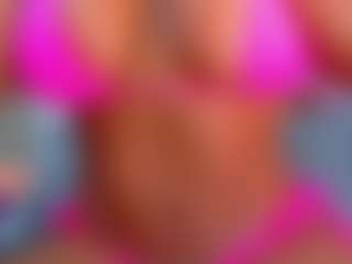 Live cam show with Valentina - Athletic on AdultVida.com
