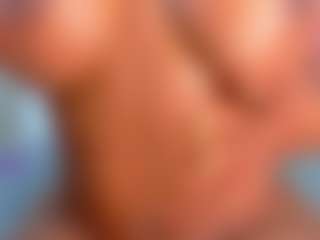 Live cam show with Valentina - Anal on testsause.com