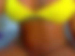 Live cam show with Valentina - Bedroom Ebony on Fling VIP Chat