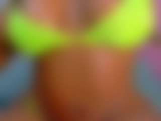 Show live cam dengan Valentina - Spank di Camsoda