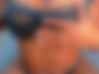 Show en direct avec Valentina - Brown Eyes Black sur Camsoda