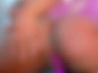 Live cam show with Valentina - Pornstar Bedroom on Cam Slut