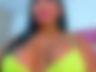 Live cam show with Valentina - Cosplay MILF on Milfs Live