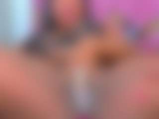 Live cam show with Valentina - Big Ass MILF on Gym Cam Girls