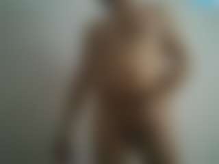 Live cam show with chichoplus1 - Bedroom on sexylive.show