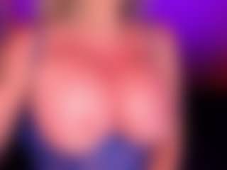 AlenaCroft's Live Sex Cam Show