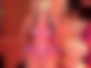 Live cam show with AlenaCroft - Squirt on Milf Play