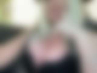 AlenaCroft's Live Sex Cam Show