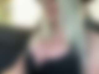 AlenaCroft's Live Sex Cam Show