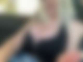 AlenaCroft's Live Sex Cam Show