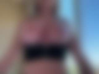 AlenaCroft's Live Sex Cam Show