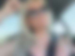 AlenaCroft's Live Sex Cam Show