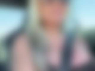 AlenaCroft's Live Sex Cam Show