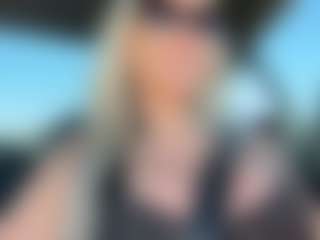 AlenaCroft's Live Sex Cam Show