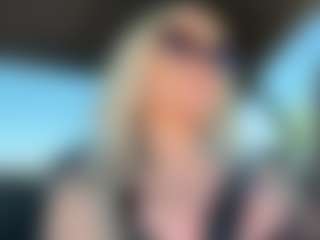 AlenaCroft's Live Sex Cam Show