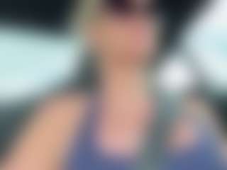 AlenaCroft's Live Sex Cam Show