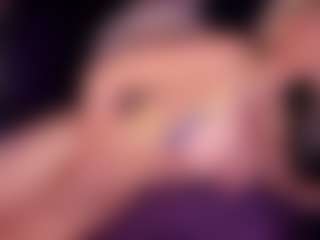 AlenaCroft's Live Sex Cam Show