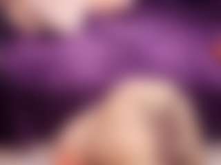 AlenaCroft's Live Sex Cam Show