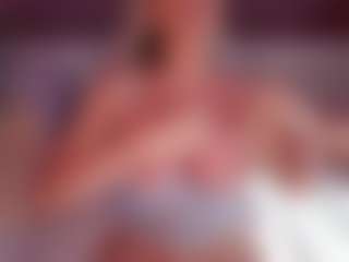 AlenaCroft's Live Sex Cam Show