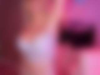AlenaCroft's Live Sex Cam Show