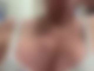 AlenaCroft's Live Sex Cam Show