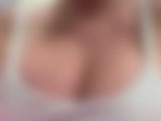 AlenaCroft's Live Sex Cam Show