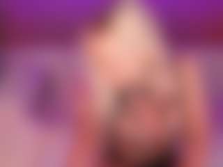 AlenaCroft's Live Sex Cam Show