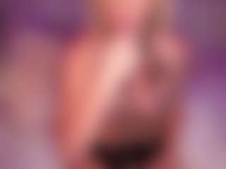 AlenaCroft's Live Sex Cam Show