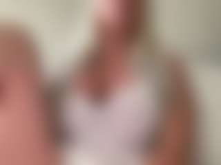 AlenaCroft's Live Sex Cam Show
