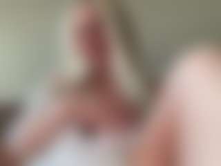 AlenaCroft's Live Sex Cam Show