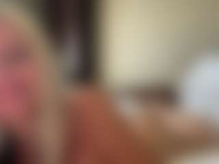 AlenaCroft's Live Sex Cam Show