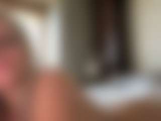 AlenaCroft's Live Sex Cam Show