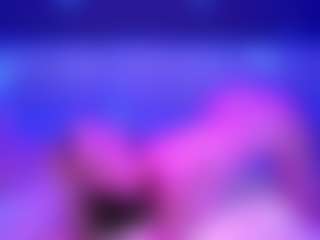 AlenaCroft's Live Sex Cam Show