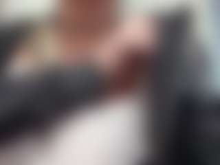 AlenaCroft's Live Sex Cam Show