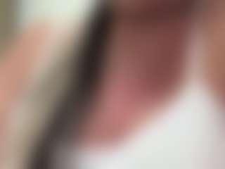 AlenaCroft's Live Sex Cam Show