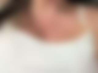 AlenaCroft's Live Sex Cam Show