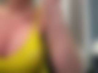 AlenaCroft's Live Sex Cam Show
