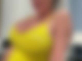 AlenaCroft's Live Sex Cam Show