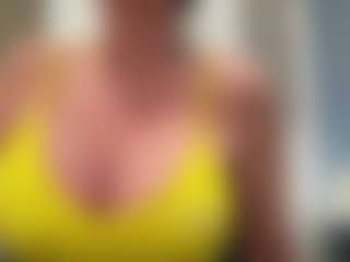 AlenaCroft's Live Sex Cam Show