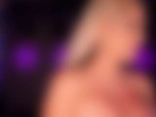 AlenaCroft's Live Sex Cam Show