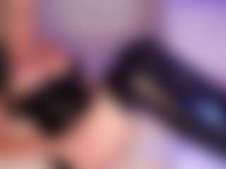 AlenaCroft's Live Sex Cam Show