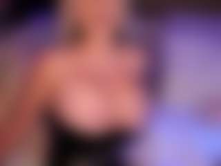 AlenaCroft's Live Sex Cam Show