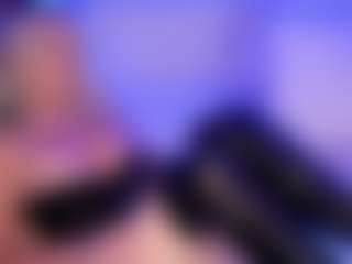 AlenaCroft's Live Sex Cam Show
